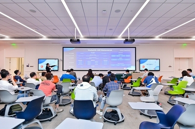 Rokid亮相華為開發(fā)者大會(huì) 攜手Petal Search共創(chuàng)軟硬件生態(tài)繁榮